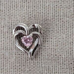 Silver 925 Heart Pendant with Pink Stone & Bonus NWT Jewelry Box